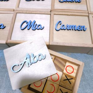 juego de madera tres en raya personalizado con nombre