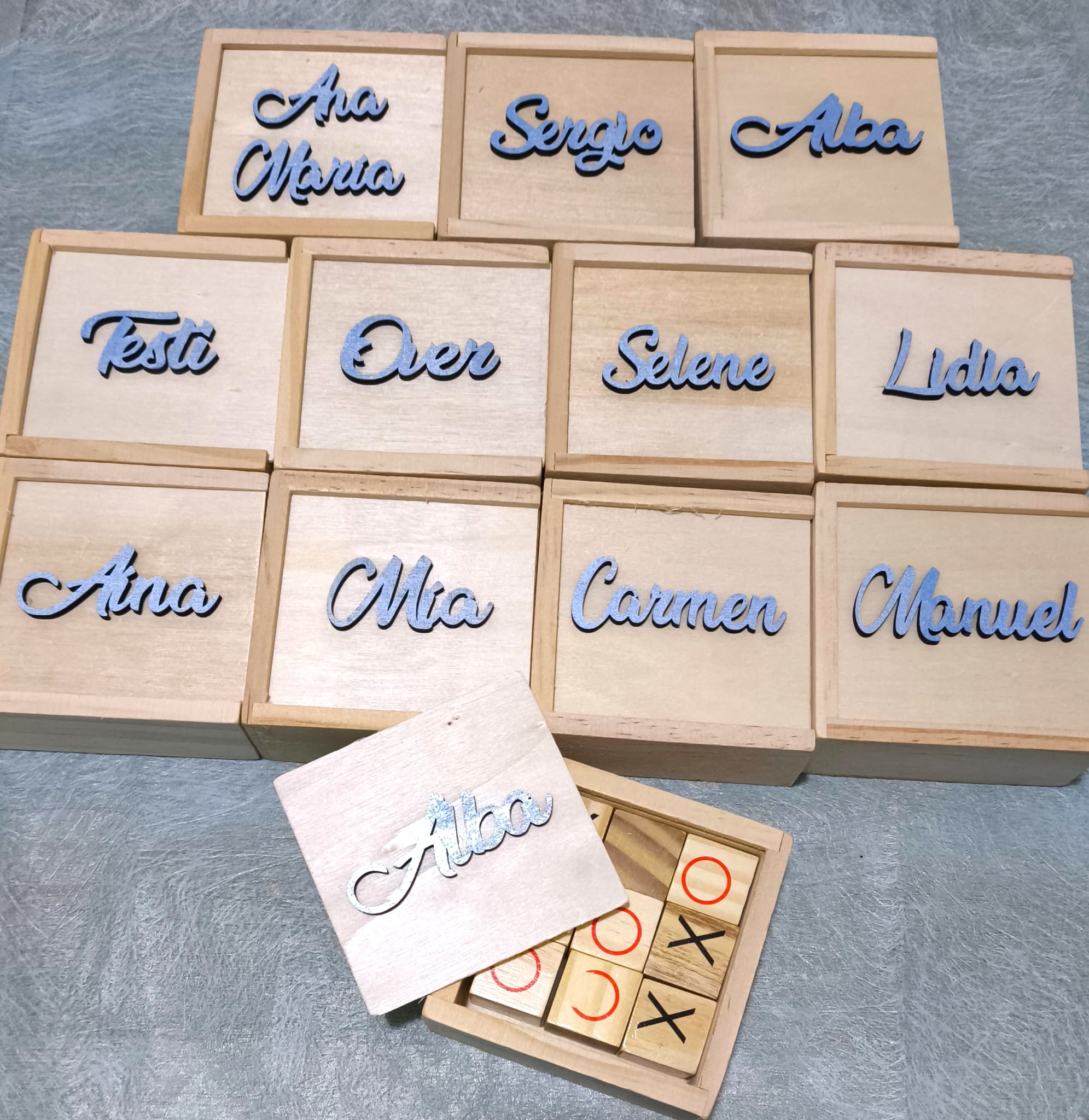 JUEGO DE MADERA 3 EN RAYA CON NOMBRE - Imagen 3