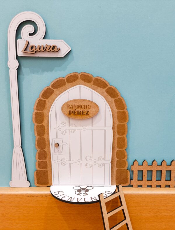 PUERTA RATONCITO PÉREZ BLANCA - Imagen 2