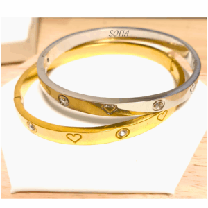 Pulsera rigida con estrellas personalizada