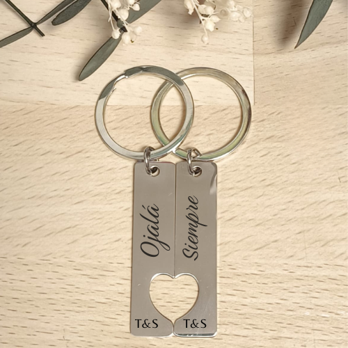 LLAVERO DE ACERO CON CORAZÓN PERSONALIZADO
